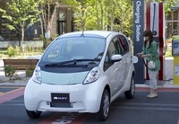 Mitsubishi i-MiEV - 900 pre-orders in one month