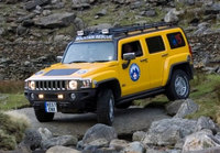 Hummer to the rescue