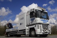 Renault Magnum is concrete choice for Scothorne & Sons