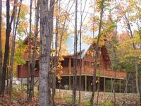 Luxury log homes in Canada