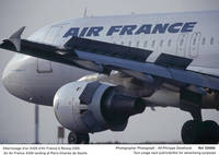 Air France decorates aircraft in 1946 livery