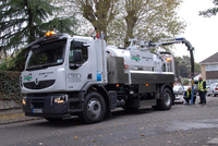 Latest technology jetting unit uses Renault Premium chassis