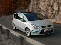 Ford S-MAX features award-winning technology