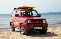 Suzuki Jimny teams up with the RNLI for safer beaches