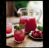 Raspberry lemonade – deliciously simple!