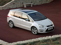 Ford S-MAX hat-trick at Auto Express New Car Awards