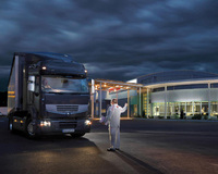 Renault Trucks sales packages with 3 year warranty