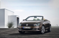 Volkswagen Eos - new look and greater economy