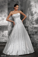 Jessica Farringdon Brides launches 2012 collection