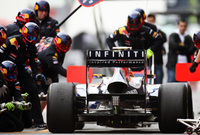 Infiniti joins Red Bull Formula One Show Run Torino 2011