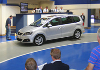 Seat Alhambra auction triggers a bidding frenzy