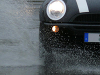 Aquaplaning - don’t lose your grip