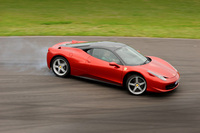 Ferrari 458 Italia wins Performance Car of the Year award