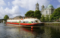 New 'Artisan' theme cruise for luxury hotel barge in Ireland