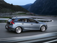 Rock-solid residual values predicted for new Volvo V40