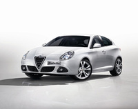 Alfa Romeo offers £500 extra trade-in allowance to drive away a Giulietta