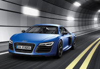 New Audi R8 S Tronics raise the tempo for 2013 model year