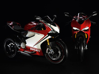 Sales and awards underline success of the Ducati 1199 Panigale