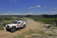 Land Rover continues to power Race2Recovery dream