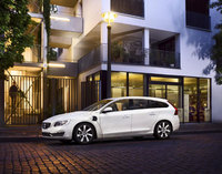Volvo plug-in diesel hybrid approved for Government's Plug-in Car Grant