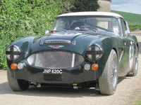 Austin-Healey 3000 racecar and GTD GT40 replica up for auction