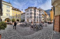 Why September is the best month of the year to go on a cycling holiday