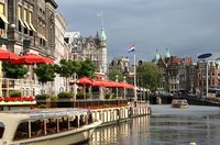Emirates doubles services to Amsterdam