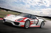 Porsche 918 Spyder beats own benchmark values
