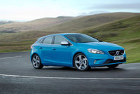 Volvo introduces new Drive-E powertrain to the V40