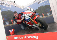 Honda Racing brings Power of Lean experience to the Isle of Man TT
