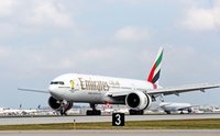 Emirates touches down in Chicago