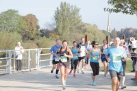 Runners in Worcester 10k helped on their way by Taylor Wimpey