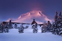 Five hotels featured in horror films