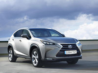 Lexus NX 300h excels in safety testing