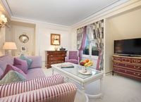 The Ritz London unveils two new Suites