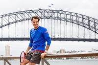 Federer plays Hewitt in a world first tennis launch in Sydney