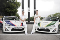 Toyota helps cricket legends Vaughan and McGrath #settlethescore