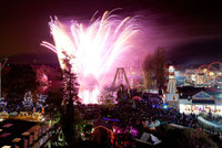 Epic War of the Worlds fireworks spectacular comes to Drayton Manor Theme Park