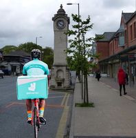 Deliveroo to retain manual delivery as it grows