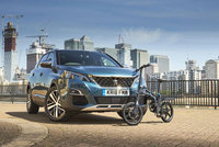 Peugeot solves commuter’s ‘last mile’ problem with the innovative eF01 folding electric bike