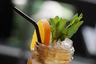 Cleanse your body with these 5 detoxifying iced tea recipes