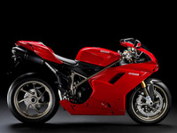 Moto Rapido and Smart team up with Ducati