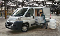 Peugeot expands Professional LCV range