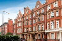 Penthouse living in prime Mayfair