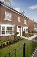 Barratt offers to pay utility bills of London buyers