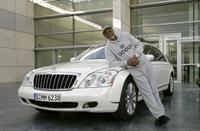 Samuel L. Jackson orders a new Maybach 57 S