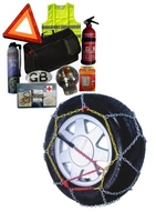 Spot fines for motorists without snow chains and safety gear in Europe