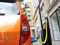 Electric car company NICE makes London Aware