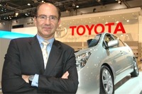 Toyota and Nissan differ on green developments