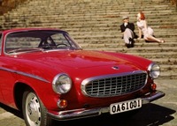 Red hot Volvos promote passion and performance at Classic Motor Show